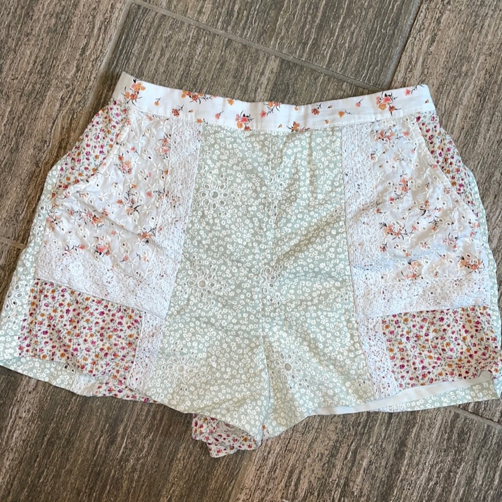 American Eagle Patchwork Cottage Core shorts